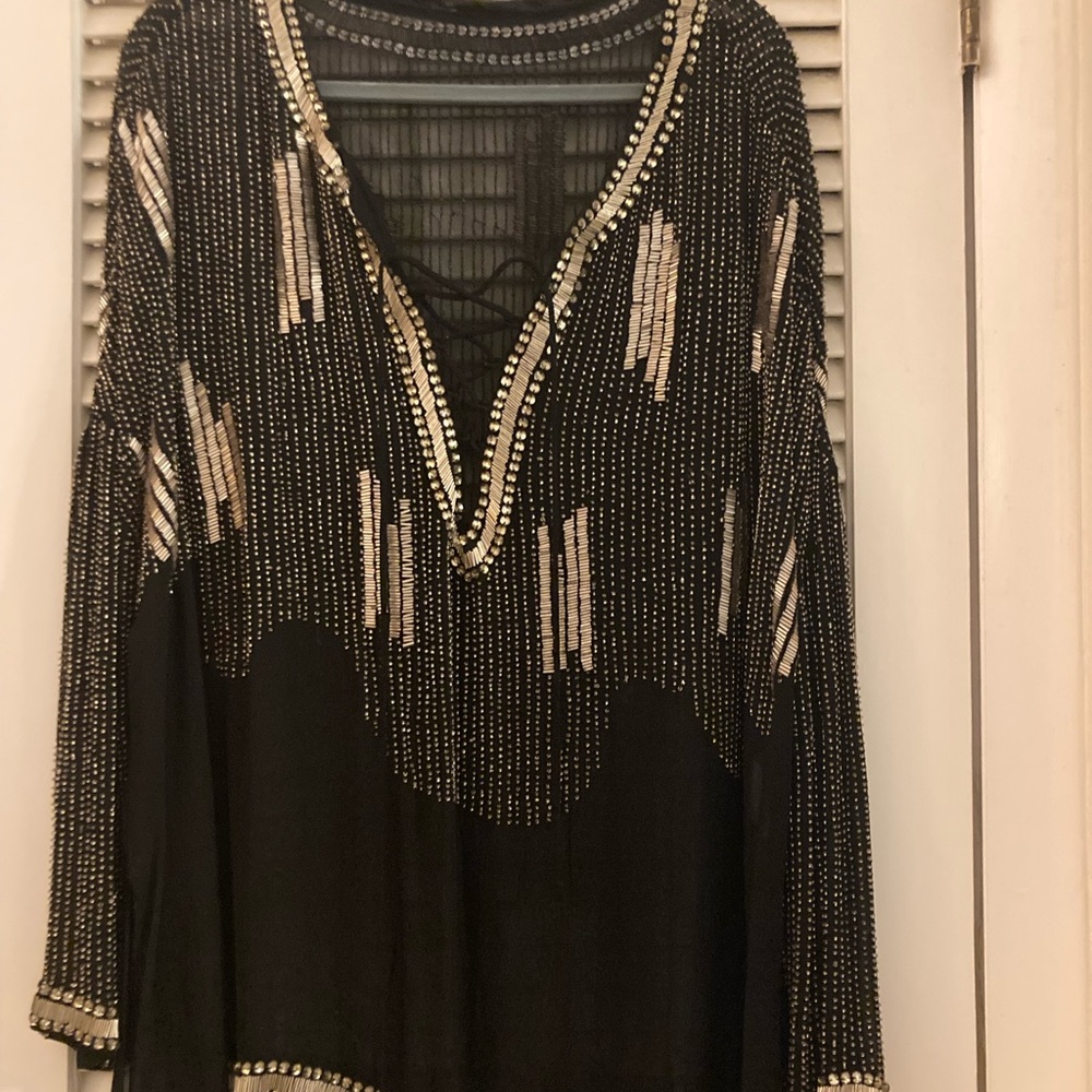 Elegant Black and Gold Women's Top
